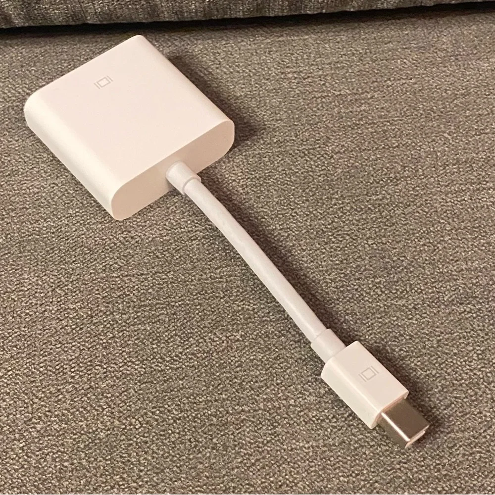 Apple MB570LLB Mini DisplayPort to DVI Adapter - White